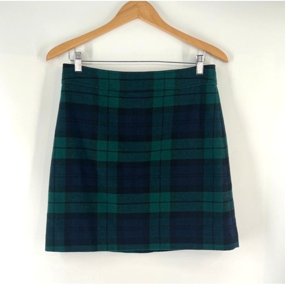 J Crew Black Watch Plaid Wool Blend Mini Skirt 8 Tartan Holiday Preppy Dark Acad